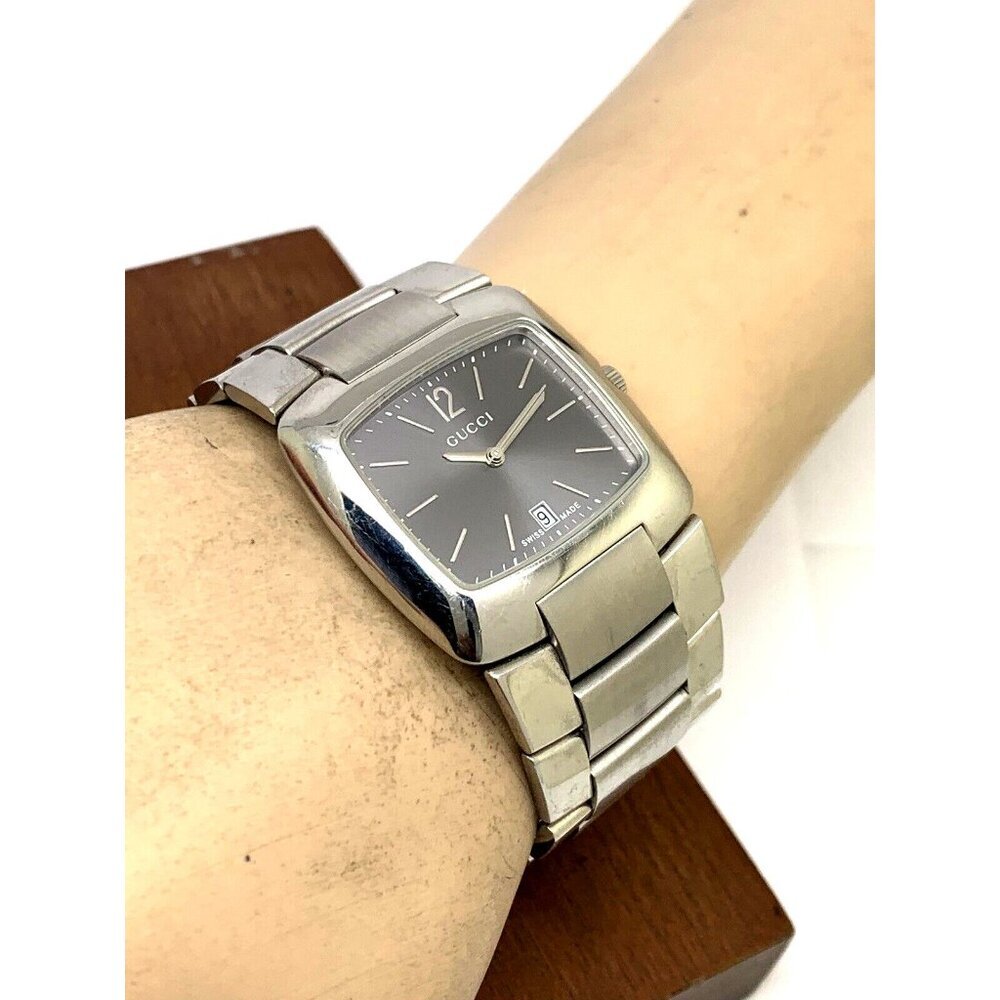 GUCCI Unisex Watch 8500M Swiss Quartz Gray Dial Silver Stainless Steel 34mm - Picture 6 of 14